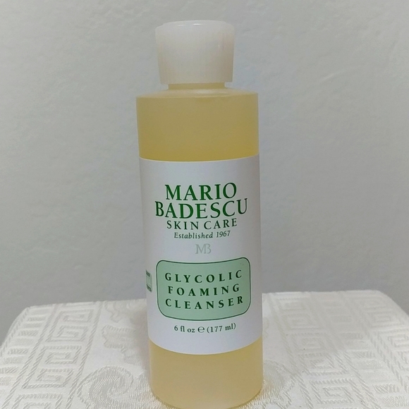 Mario Badescu Other - MARIO BEDESCU GLYCOLIC CLEANSER